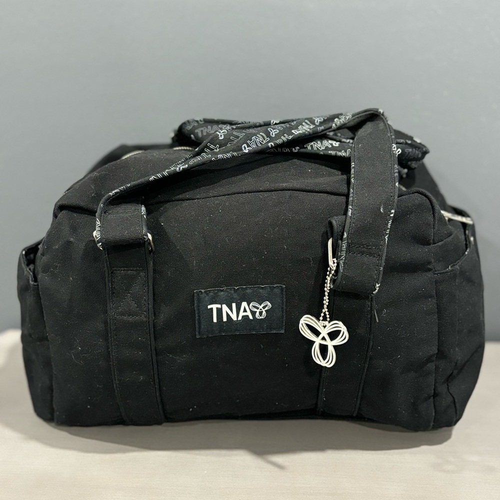 TNA ARITZIA OVERNIGHT DUFFLE BAG